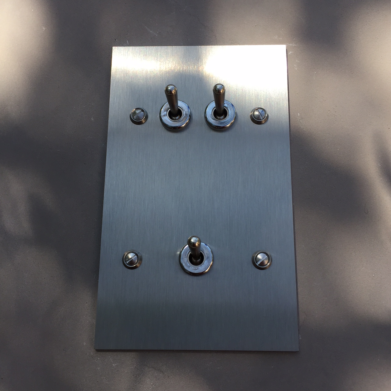 13i2-interrupteur triple.1