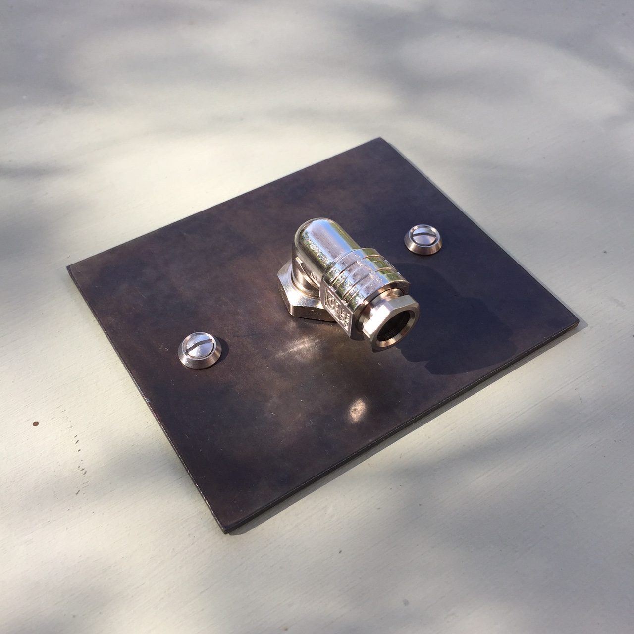 Les nouveautés n’arrivent jamais seules.