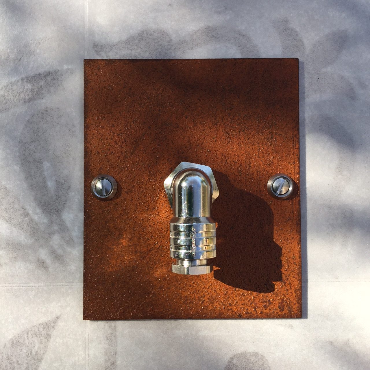 18c2-sortie de câble.2