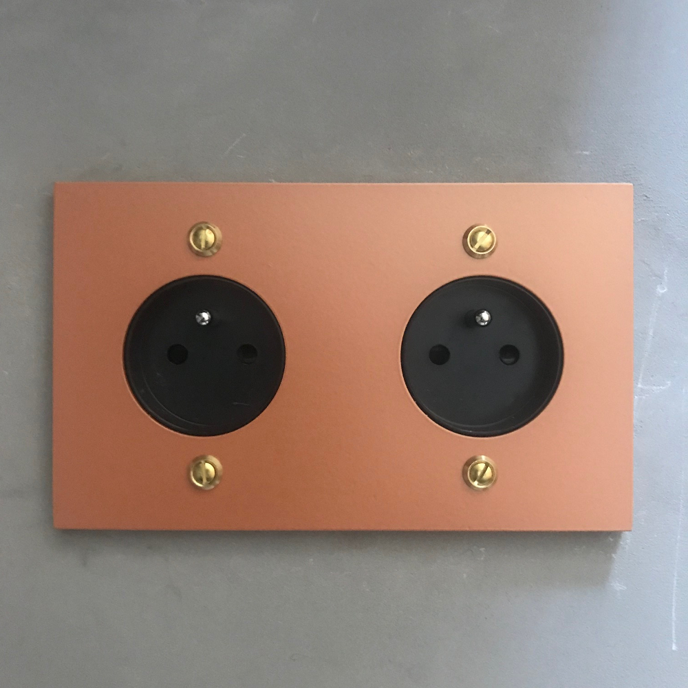 6cu2-prise-double-cuivre-rectangle-1