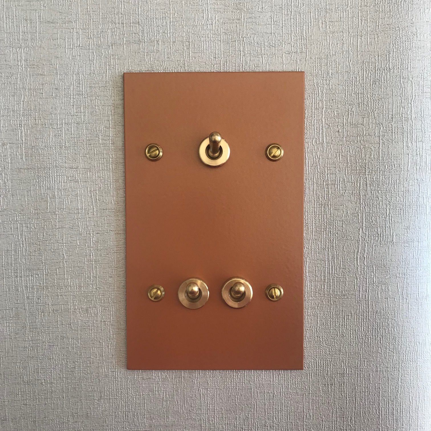 13cu2-interrupteur-triple-cuivre-rectangle-1