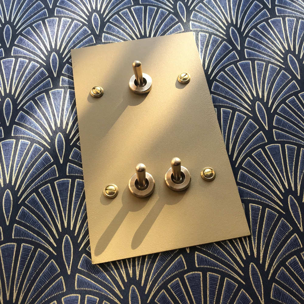 13g2-interrupteur-triple-or-rectangle-1