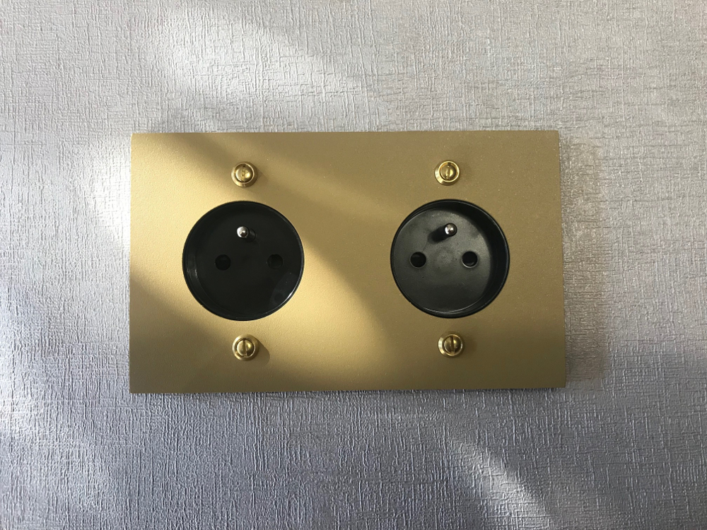 6g2-double-prise-or-rectangle-1