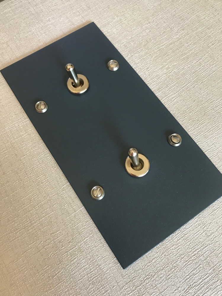 12bl4-double interrupteur-bleu-carré-3