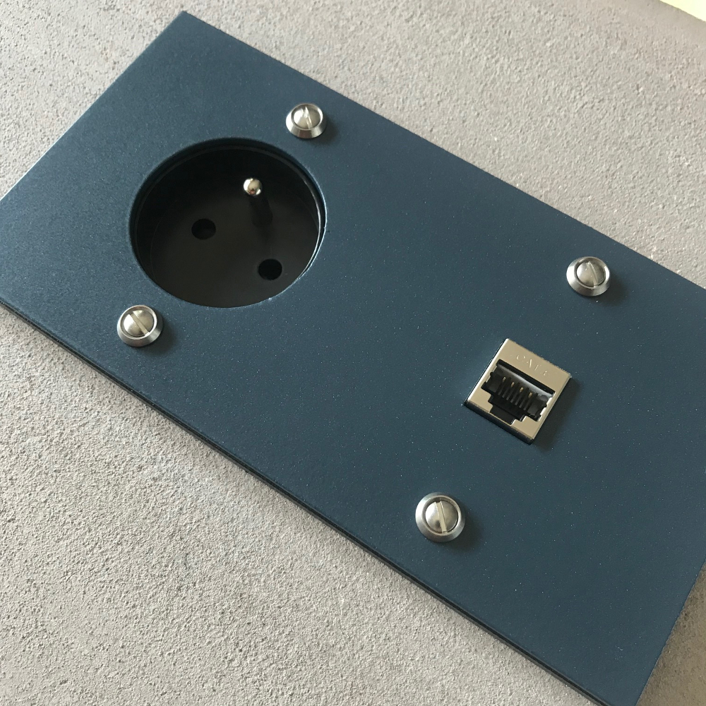 7bl4-rj45-prise-bleu -carré-2