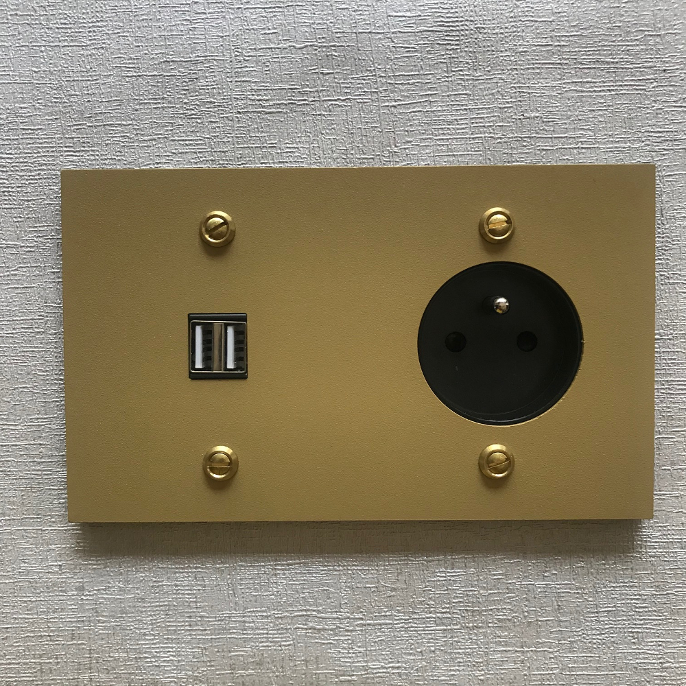 17g2-prise-chargeur usb-or-rectangle-1