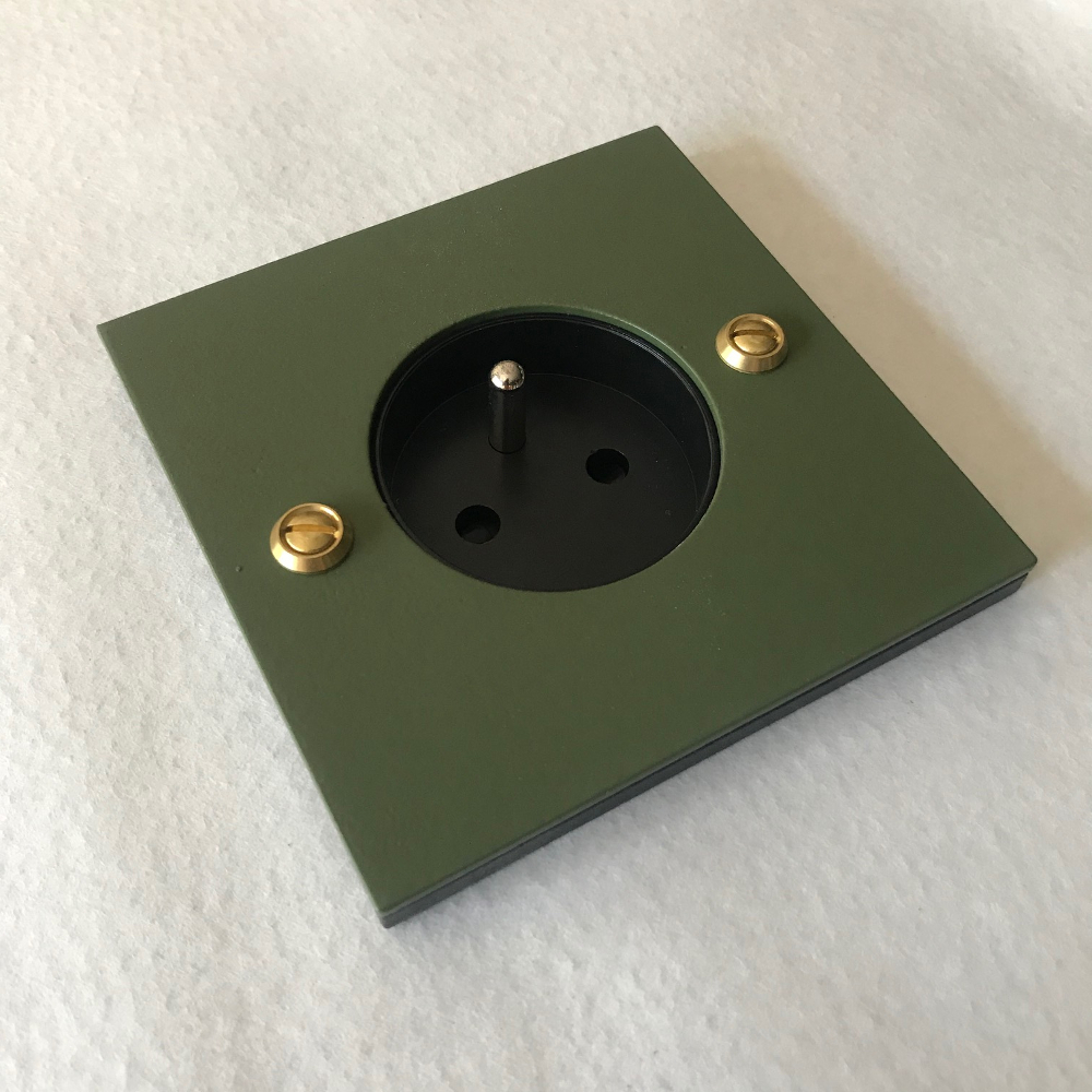 5k4-prise-kaki-carré-2