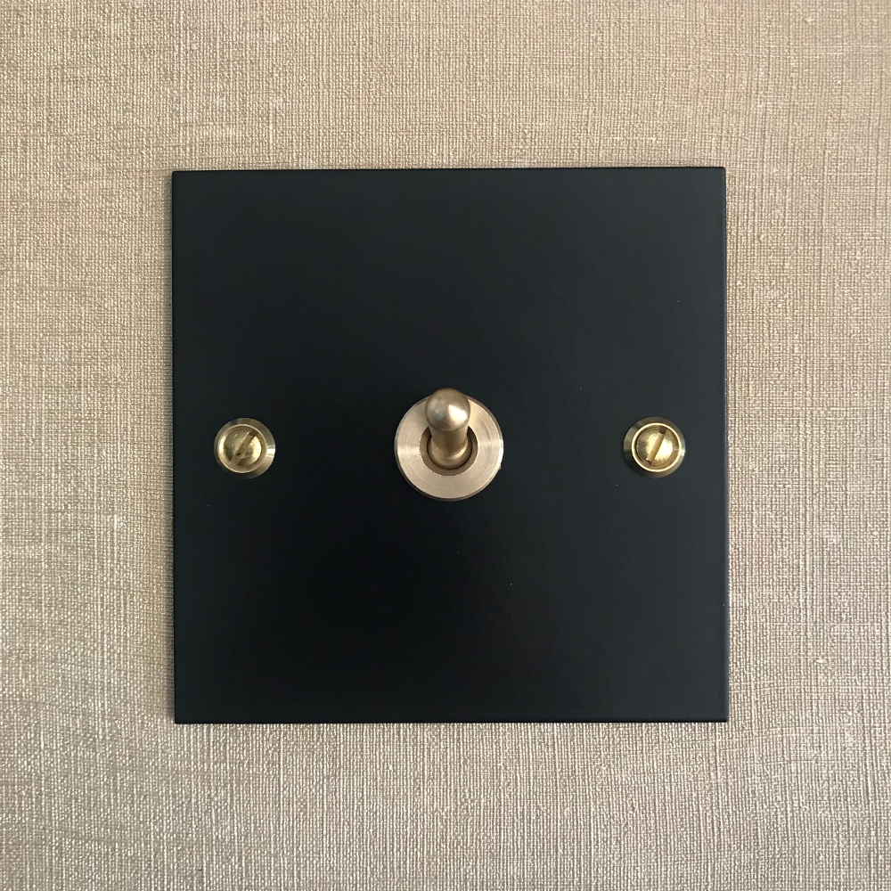 1nm4-interrupteur-noir-mat-basic-loft-1