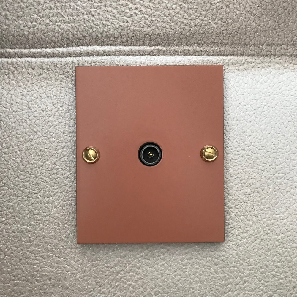 11t2-prise TV-terracotta-rectangle-1
