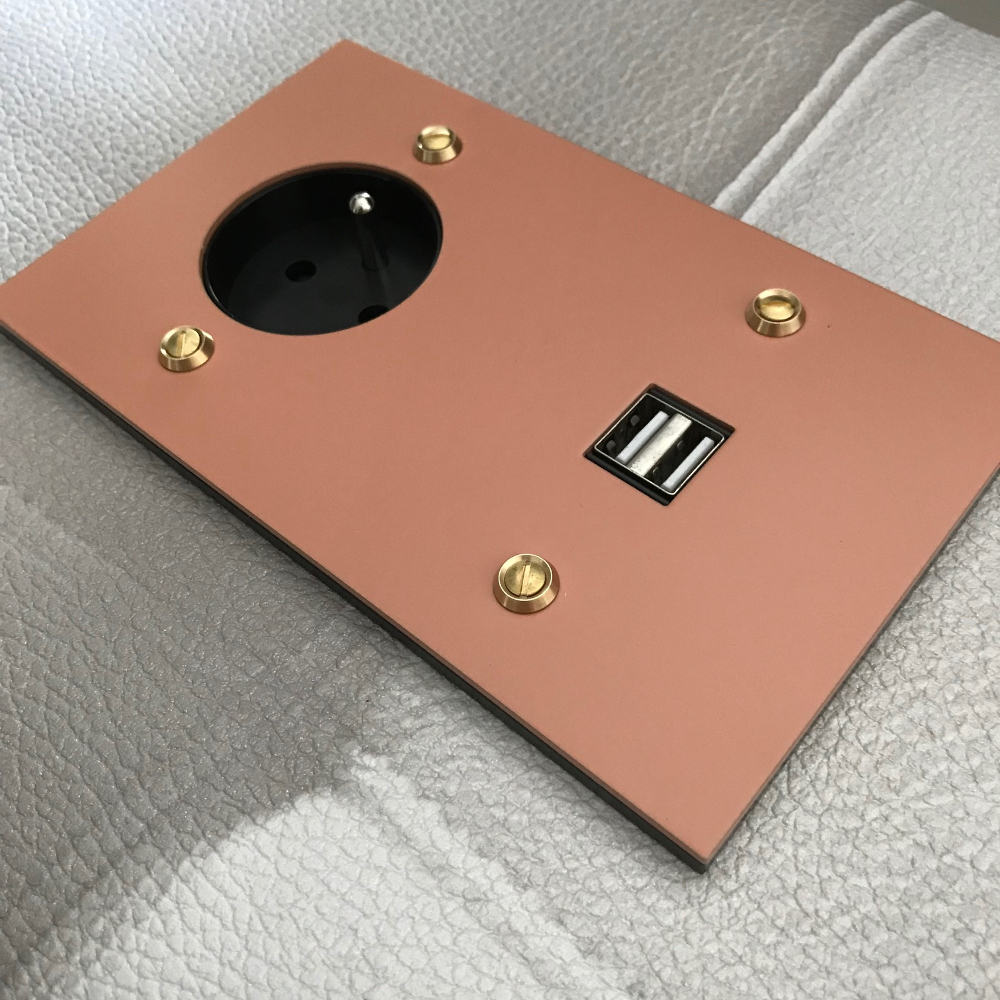 17t2-prise-usb-terracotta-rectangle-2