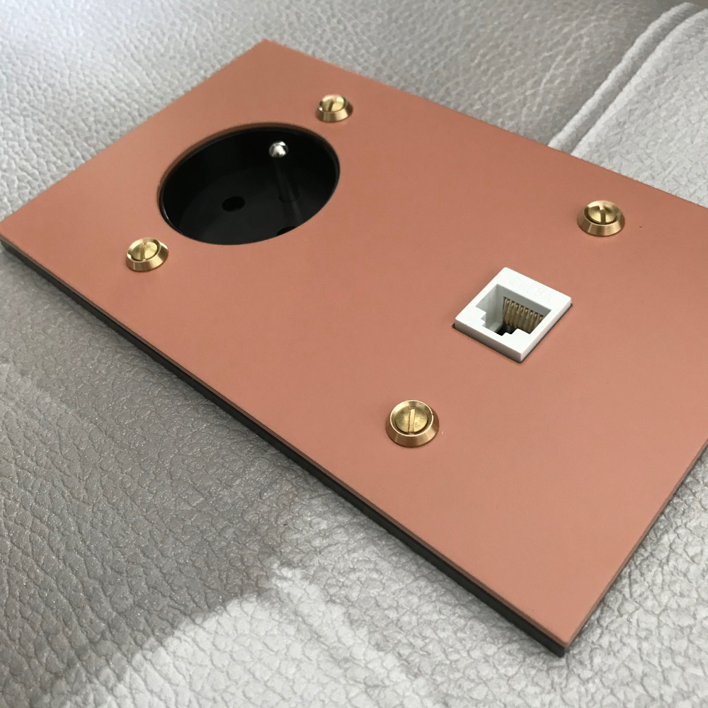 7t2-prise-RJ45-terracotta-rectangle-2