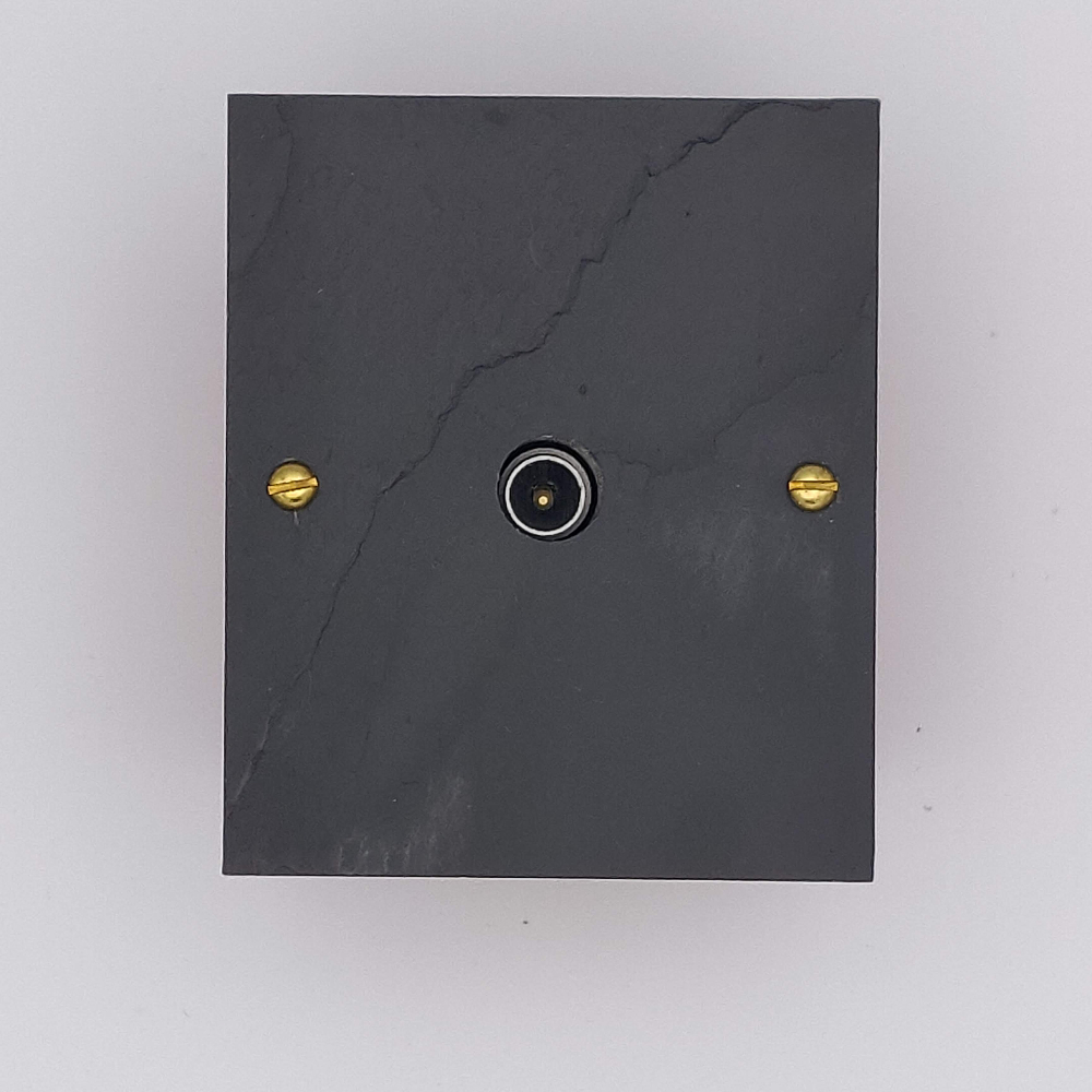 11pa2-prise TV-pierre-ardoise-2