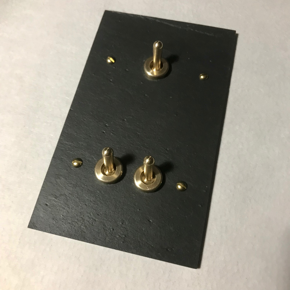 13pa2-interrupteur-triple-pierre-ardoise-3