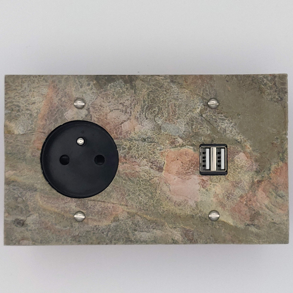 17pv2-USB-prise-pierre-verte-1