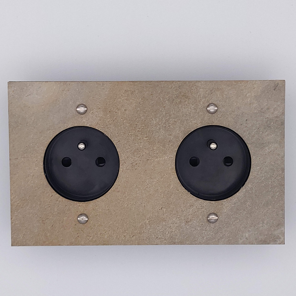 6pc2-double-prise-pierre-calcaire-1