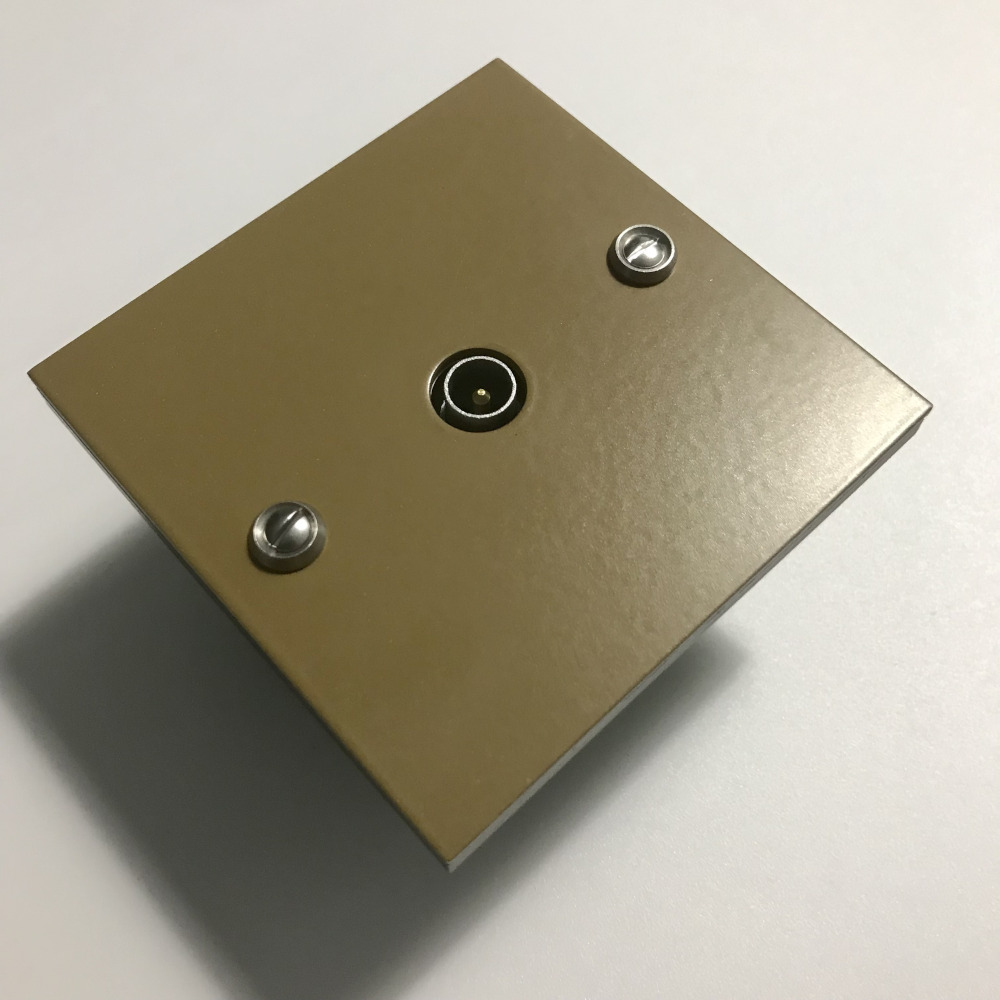 11bv4-TV-brun vert-2