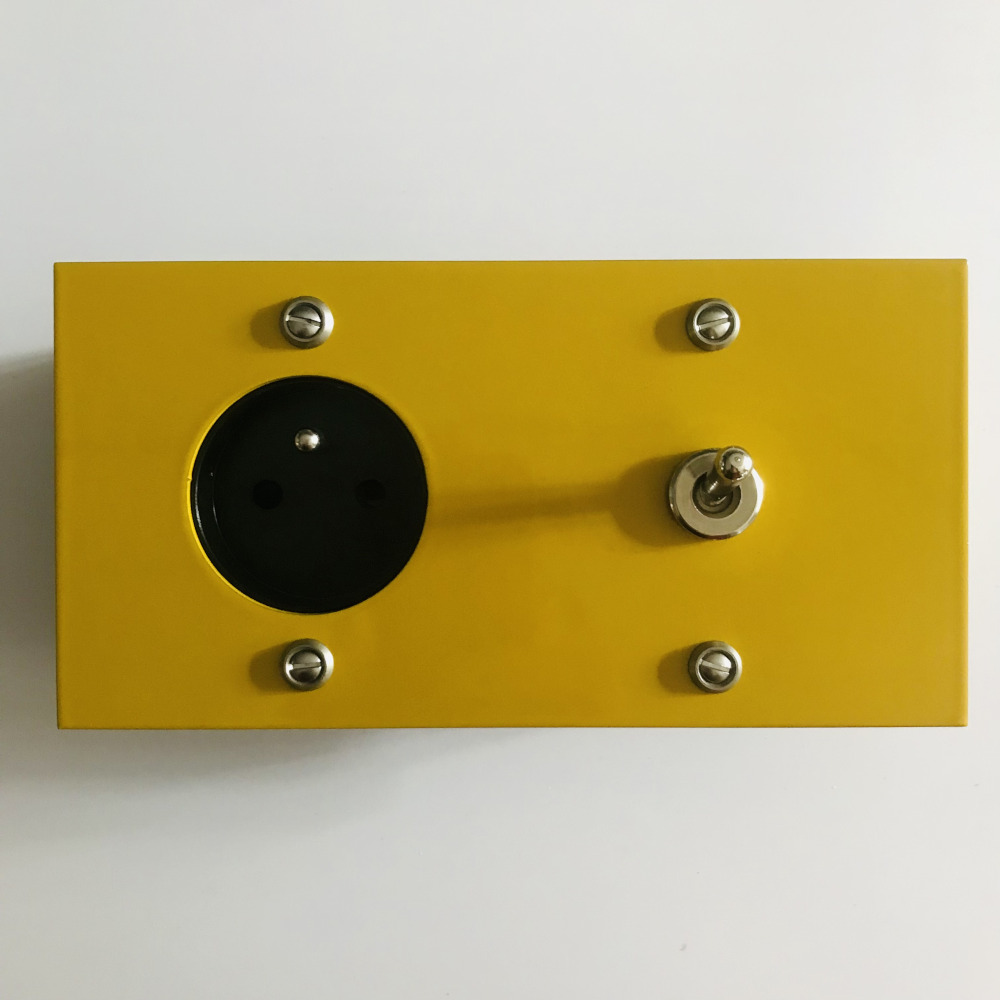 15j4-interrupteur-prise-jaune miel-2