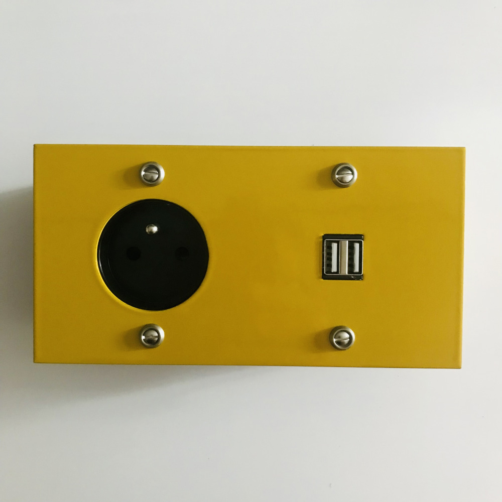 17j4-prise et usb-jaune miel-1