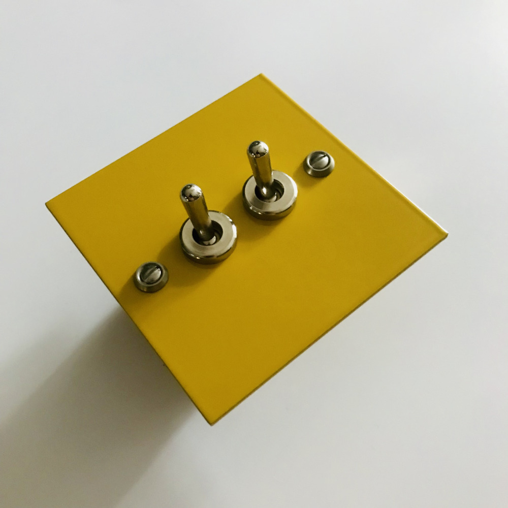 2j4-double interrupteur-levier-jaune miel-2