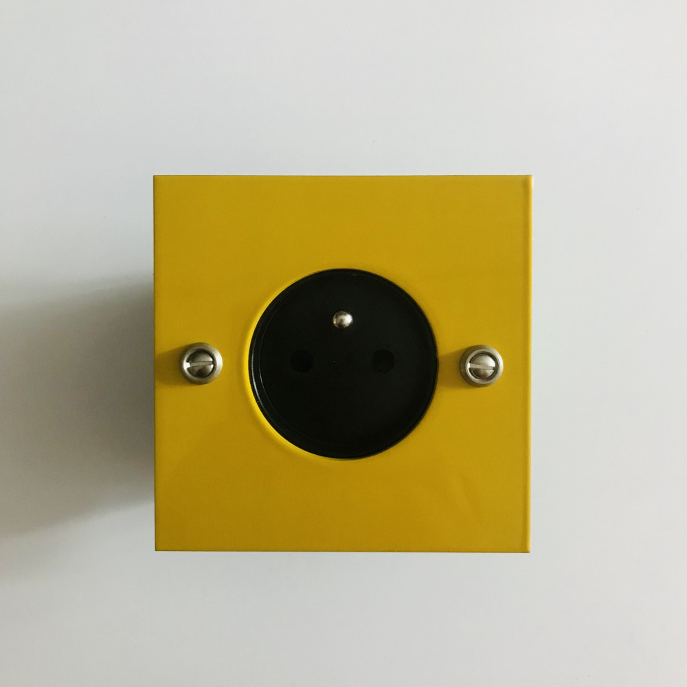 5j4-prise-jaune miel-1