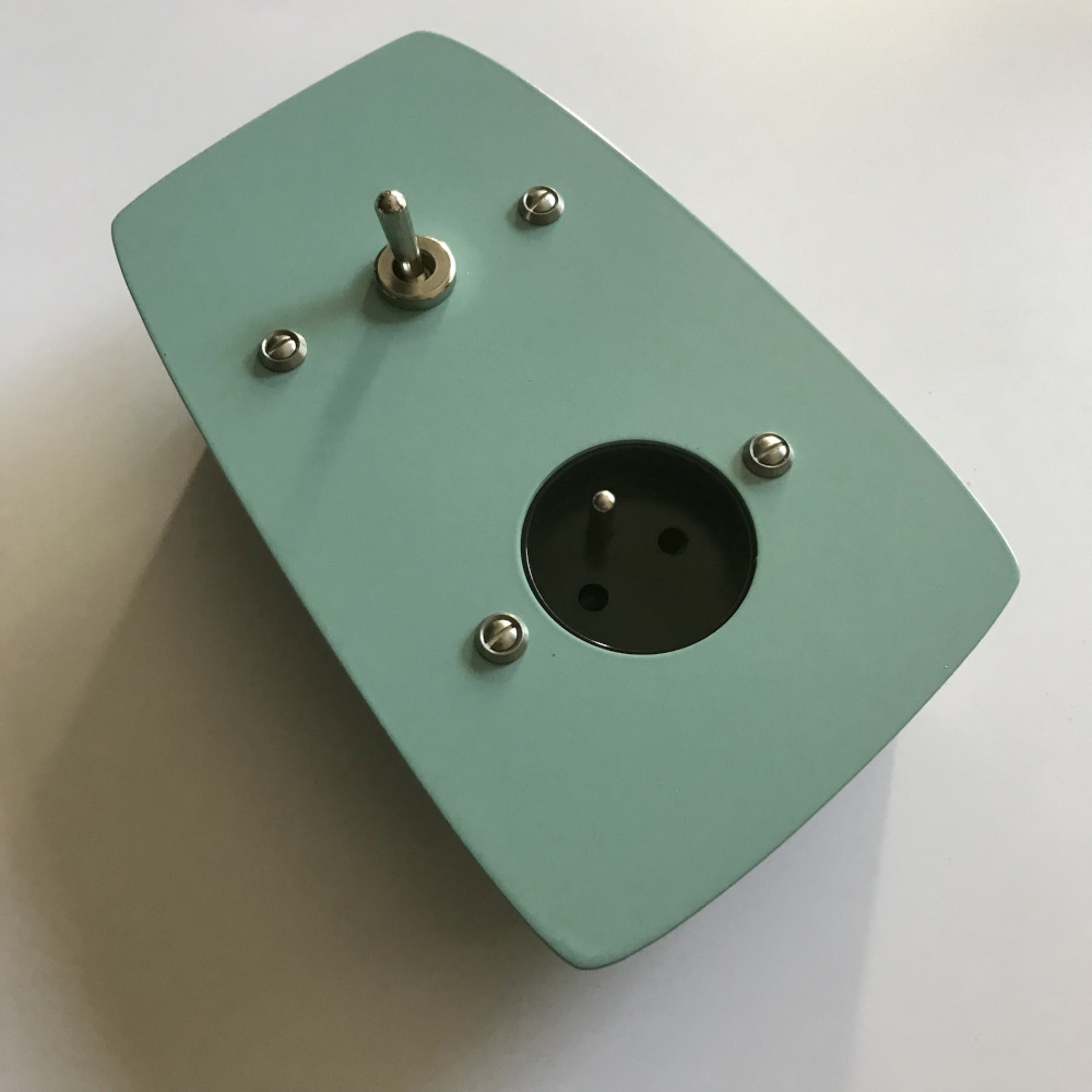 15f3-interrupteur et prise-indus-rétro-fifties-2